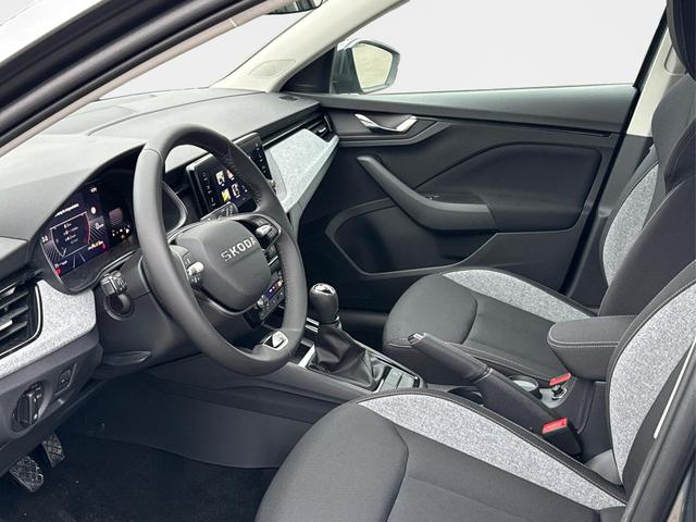 Skoda / Scala / Grau / / / LED+PDC+LANE ASSIST+SHZ