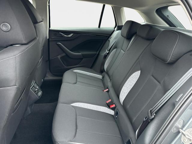 Skoda / Scala / Grau / / / LED+PDC+LANE ASSIST+SHZ