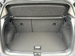 Volkswagen T-Cross LIFE MATRIX+KAMERA+ACC+SHZ+17 LM+KEYLESS 