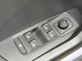 Volkswagen T-Cross LIFE MATRIX+KAMERA+ACC+SHZ+17 LM+KEYLESS 