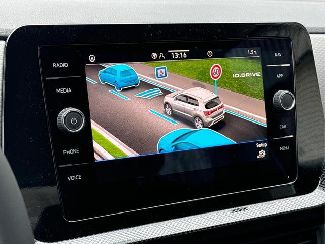 Volkswagen / T-Cross / Grau / / / MATRIX+KAMERA+ACC+KLIMA+SHZ+17 LM+KEYLESS