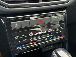 Volkswagen T-Cross LIFE MATRIX+KAMERA+ACC+SHZ+17 LM+KEYLESS 