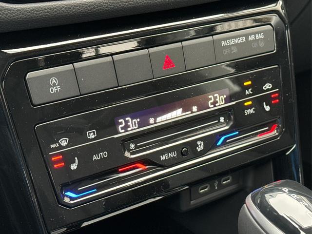 Volkswagen / T-Cross / Schwarz / / / MATRIX+KAMERA+ACC+KLIMA+SHZ+17 LM+KEYLESS