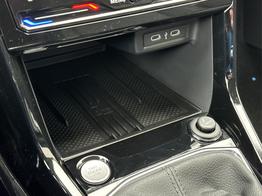 Volkswagen T-Cross LIFE MATRIX+KAMERA+ACC+SHZ+17 LM+KEYLESS 