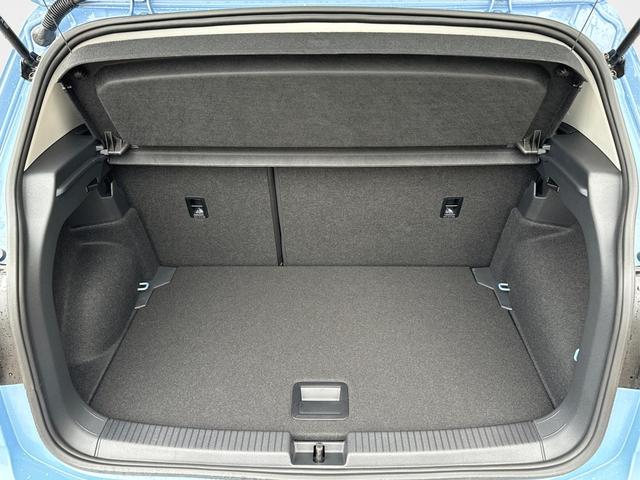 Volkswagen / T-Cross / Blau / / / MATRIX+KAMERA+ACC+KLIMA+SHZ+17 LM+KEYLESS