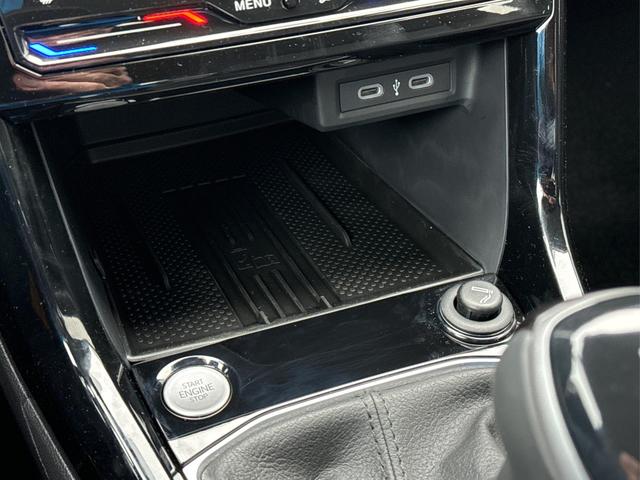 Volkswagen / T-Cross / Blau / / / MATRIX+KAMERA+ACC+KLIMA+SHZ+17 LM+KEYLESS