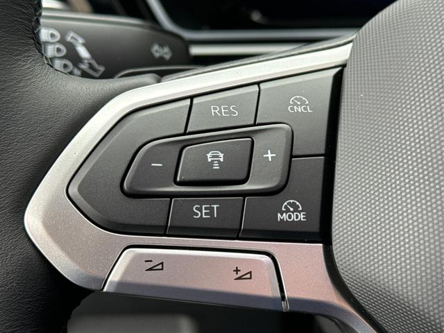 Volkswagen / Caddy / / / / LANE ASSIST+NAVI+KAM+SHZ+KLIMA+AHK+ACC