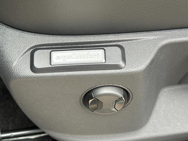 Volkswagen / Caddy / / / / LANE ASSIST+NAVI+KAM+SHZ+KLIMA+AHK+ACC