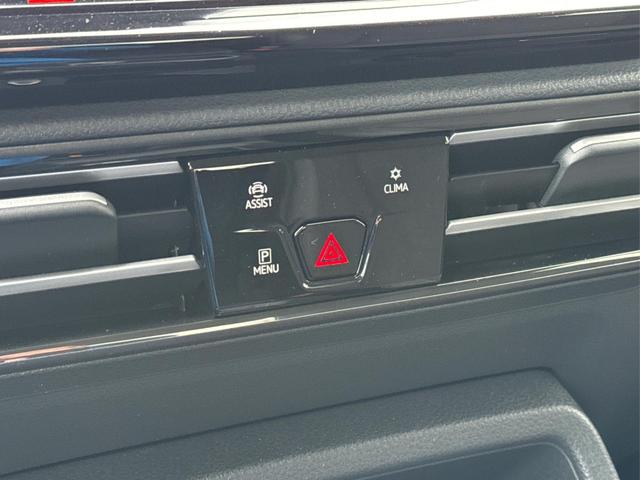 Volkswagen / Caddy / / / / LANE ASSIST+NAVI+KAM+SHZ+KLIMA+AHK+ACC