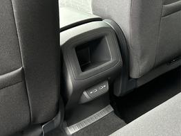 Volkswagen T-Cross LIFE MATRIX+KAMERA+ACC+SHZ+17 LM+KEYLESS 