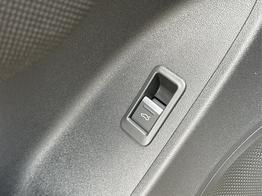 Audi Q3 SUV *Neues Modell*NAVI+ACC+KAMERA+PDC+EL. HECKKL.+LED 