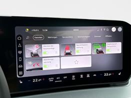 Audi Q3 SUV *Neues Modell*NAVI+ACC+KAMERA+PDC+EL. HECKKL.+LED 