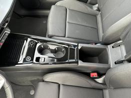 Audi Q3 SUV *Neues Modell*AHK+NAVI+ACC+KAMERA+PDC+EL. HECKKL.+LED 