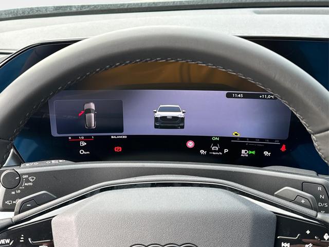 Audi / Q3 / Grün / / / *Neues Modell*AHK+NAVI+ACC+KAMERA+PDC+EL. HECKKL.+LED