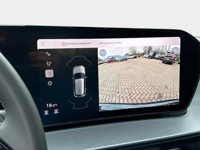 Audi / Q3 / Grau / / / *Neues Modell*NAVI+ACC+KAMERA+PDC+EL. HECKKL.+LED, Beispielbilder, ggf. teilweise mit Sonderausstattung