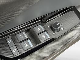 Audi Q3 SUV *Neues Modell*NAVI+ACC+KAMERA+PDC+EL. HECKKL.+LED 