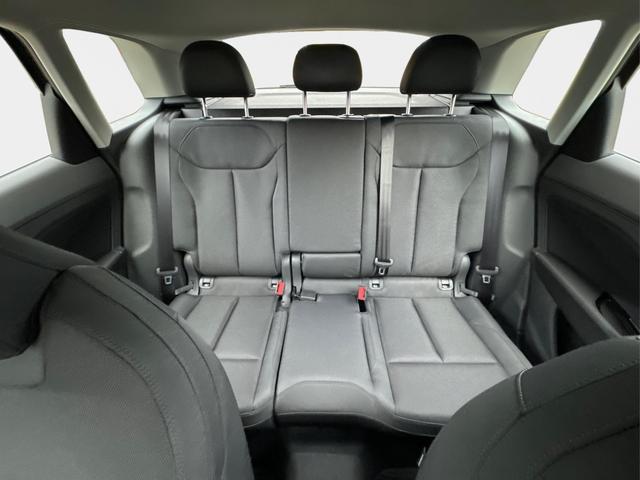 Audi / Q3 / Grau / / / *Neues Modell*NAVI+ACC+KAMERA+PDC+EL. HECKKL.+LED, Beispielbilder, ggf. teilweise mit Sonderausstattung