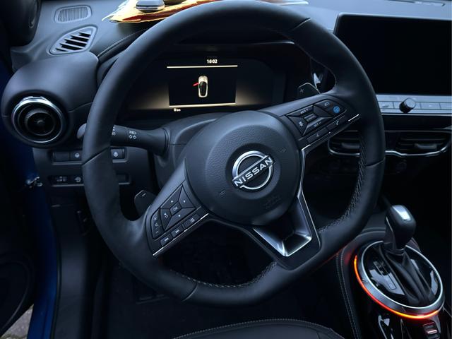 Nissan / Juke / / / / NAVI+360° KAMERA+SHZ+VOLL-LED+BOSE+PDC