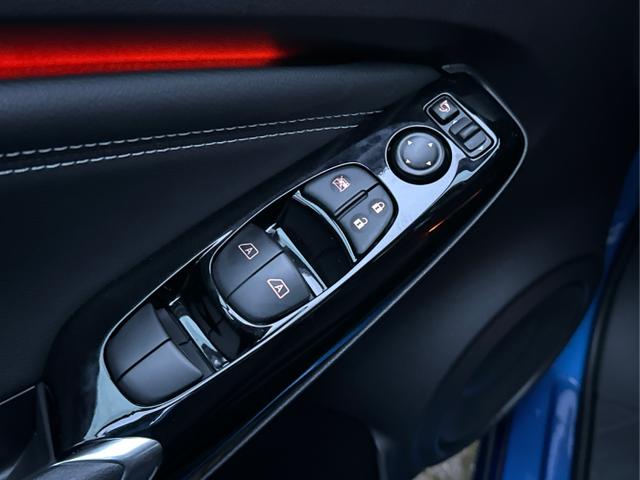 Nissan / Juke / / / / NAVI+360° KAMERA+SHZ+VOLL-LED+BOSE+PDC