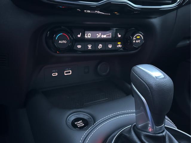 Nissan / Juke / / / / NAVI+360° KAMERA+SHZ+VOLL-LED+BOSE+PDC