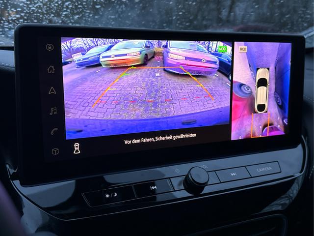 Nissan / Juke / / / / NAVI+360° KAMERA+SHZ+VOLL-LED+BOSE+PDC