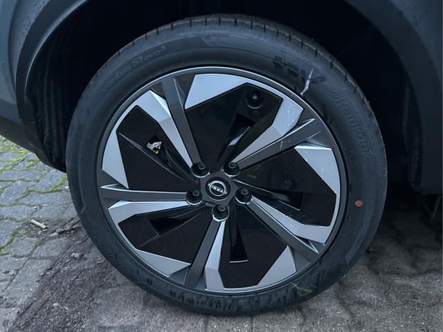 Nissan / Juke / / / / NAVI+360° KAMERA+SHZ+VOLL-LED+BOSE+PDC