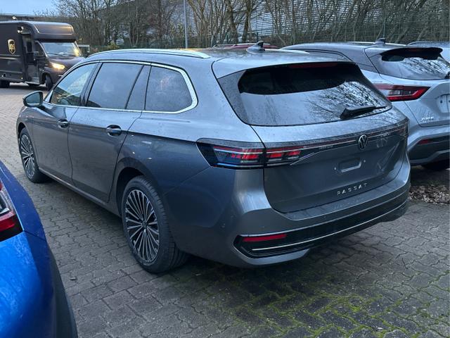 Volkswagen / Passat Variant / Grau / / / DSG+PANO+NAVI+MATRIX+360 KAM+MASSAGE+ACC+18 LM