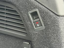 Audi A5 Basis AHK+NAVI+EL.HECKKL.+PDC+LED+17 LM 