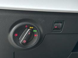 Seat Arona VAMOS 5J GARANTIE+SHZ+KLIMA+PDC+TEMPOMAT+VOLL-LED+16" ALU 