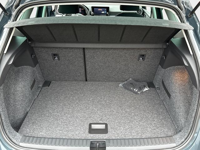 Seat / Arona / Blau / / / 5J GARANTIE+KAMERA+SHZ+KLIMA+PDC+TEMPOMAT+VOLL-LED+16 ALU