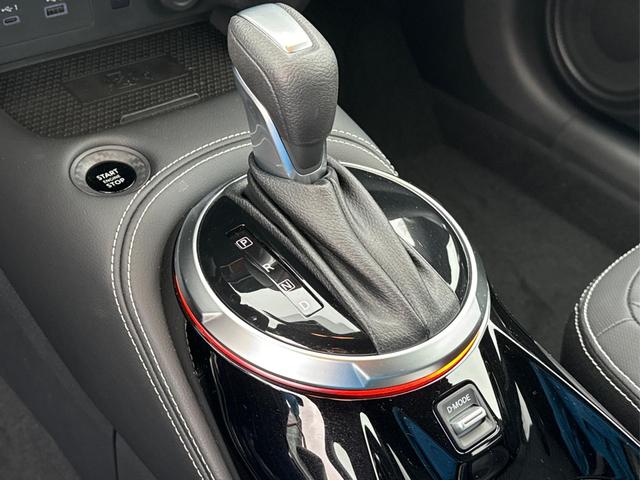 Nissan / Juke / / / / NAVI+360&deg; KAMERA+SHZ+VOLL-LED+BOSE+PDC