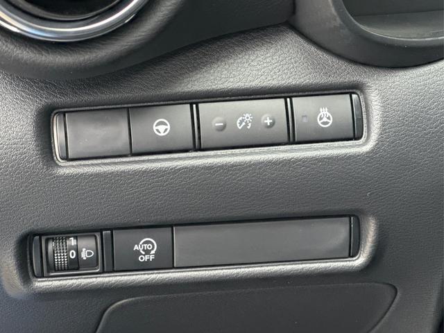 Nissan / Juke / / / / NAVI+360&deg; KAMERA+SHZ+VOLL-LED+BOSE+PDC