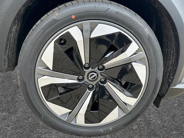 Nissan / Juke / / / / NAVI+360&deg; KAMERA+SHZ+VOLL-LED+BOSE+PDC