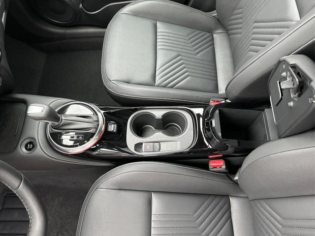 Nissan / Juke / / / / NAVI+360&deg; KAMERA+SHZ+VOLL-LED+BOSE+PDC