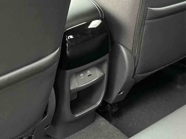 Nissan / Juke / / / / NAVI+360&deg; KAMERA+SHZ+VOLL-LED+BOSE+PDC