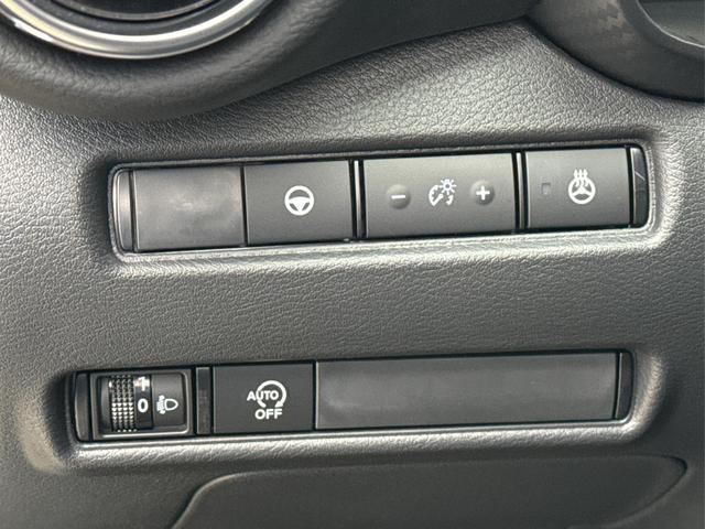 Nissan / Juke / / / / NAVI+360&deg; KAMERA+SHZ+VOLL-LED+BOSE+PDC