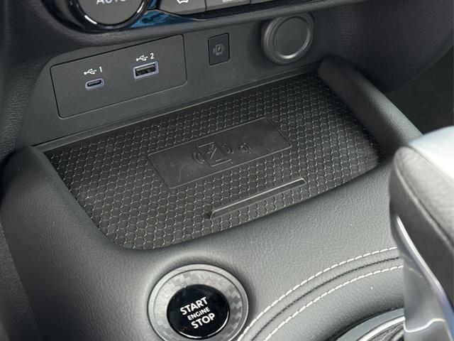 Nissan / Juke / / / / NAVI+360&deg; KAMERA+SHZ+VOLL-LED+BOSE+PDC