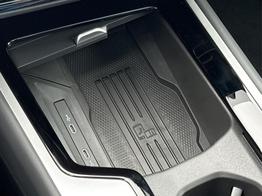 Volkswagen Passat Variant Elegance DSG+PANO+NAVI+MATRIX+360 KAM+MASSAGE+ACC+18" LM 