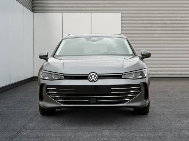 Volkswagen / Passat Variant / Grau / / / DSG+PANO+NAVI+MATRIX+360 KAM+MASSAGE+ACC+18 LM