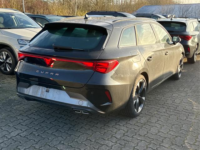 Cupra / Leon Sportstourer / Schwarz / / / ST eHK+KAMERA+SHZ+ACC+LED+18 LM+PDC, Beispielbilder, ggf. teilweise mit Sonderausstattung