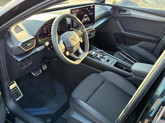 Cupra / Leon Sportstourer / Schwarz / / / ST eHK+KAMERA+SHZ+ACC+LED+18 LM+PDC, Beispielbilder, ggf. teilweise mit Sonderausstattung