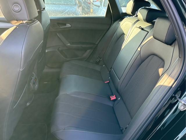 Cupra / Leon Sportstourer / Schwarz / / / ST eHK+KAMERA+SHZ+ACC+LED+18 LM+PDC, Beispielbilder, ggf. teilweise mit Sonderausstattung