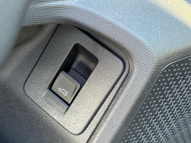 Cupra / Leon Sportstourer / Schwarz / / / ST eHK+KAMERA+SHZ+ACC+LED+18 LM+PDC, Beispielbilder, ggf. teilweise mit Sonderausstattung