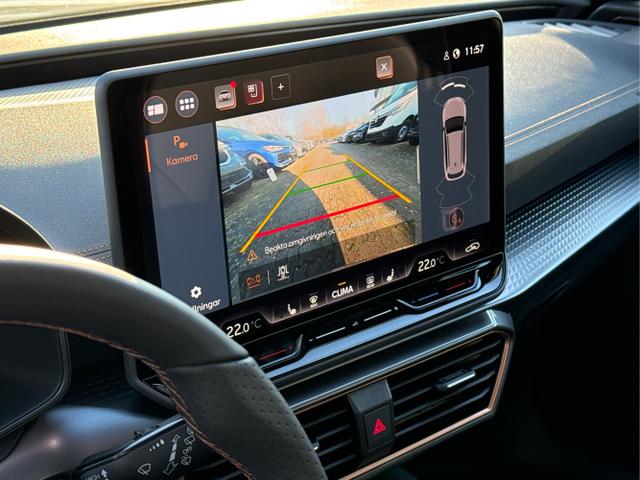 Cupra / Leon Sportstourer / Blau / / / ST eHK+KAMERA+SHZ+ACC+LED+18 LM+PDC