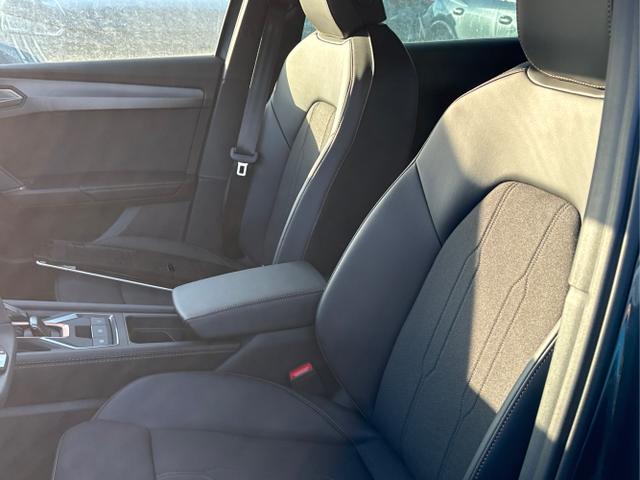 Cupra / Leon Sportstourer / Grau / / / ST eHK+KAMERA+SHZ+ACC+LED+18 LM+PDC, Beispielbilder, ggf. teilweise mit Sonderausstattung