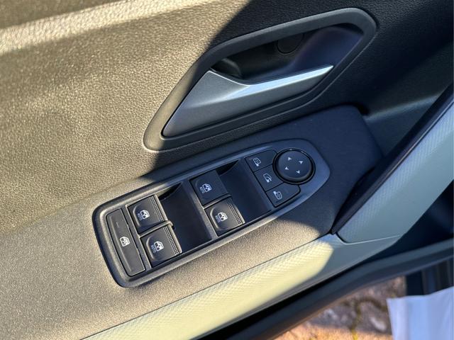 Dacia / Bigster / Grau / / / PANO+NAVI+ARKAMYS+KAMERA+SHZ+LED+18 ALU, Beispielbilder, ggf. teilweise mit Sonderausstattung