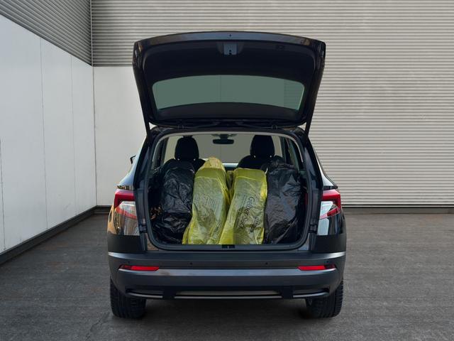 Skoda / Karoq / Schwarz / / / Karoq 2.0 TDI Style *AHK*LED*NAVI*ACC*E-HECK*