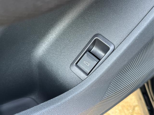 Audi / A5 / / / / quattro NAVI+EL. HECKKL.+PDC+LED+17 LM, Beispielbilder, ggf. teilweise mit Sonderausstattung