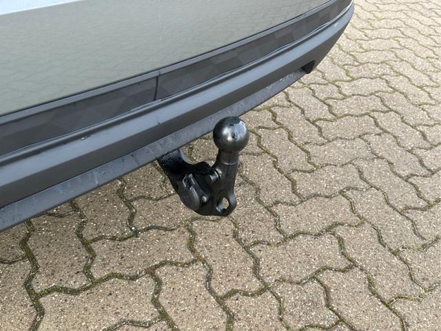 Audi / A5 Avant / / / / quattro NAVI+PDC+SHZ+EL. HECKKL., Beispielbilder