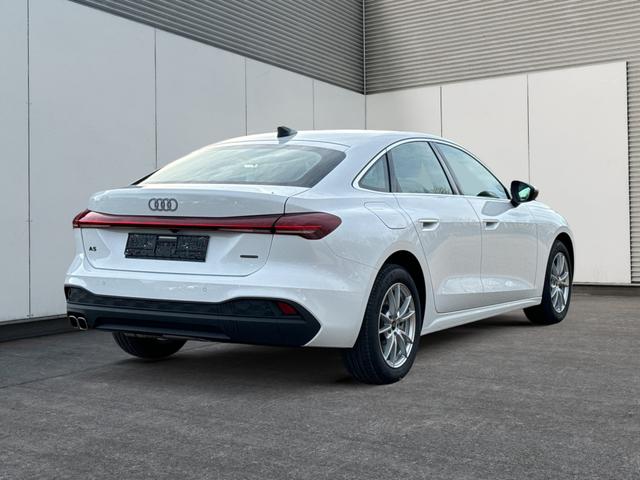 Audi / A5 / / / / quattro NAVI+EL. HECKKL.+PDC+LED+17 LM